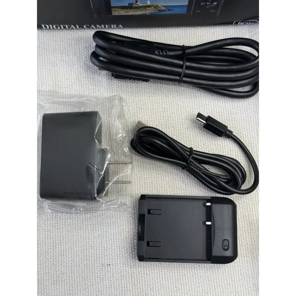 4K Ultra HD Digital Camera (Model DC101)